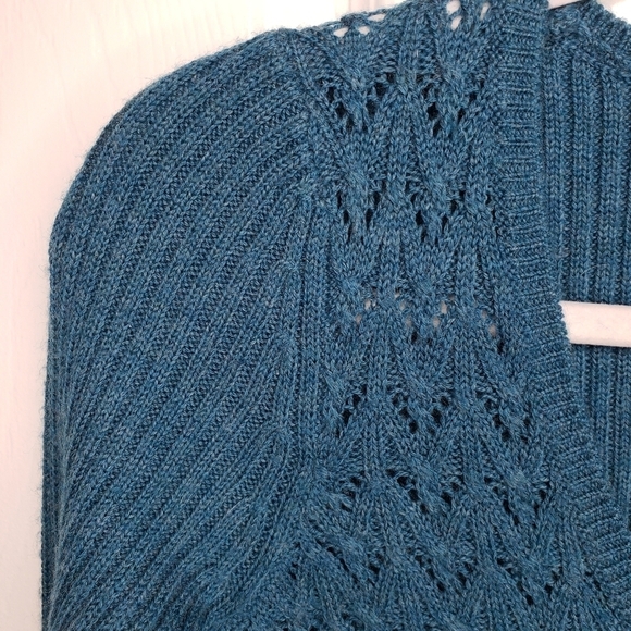 The Limited Sweater XS V-Neck Wool Blend Chevron Knit Classic Librarian Academia - Picture 3 of 8